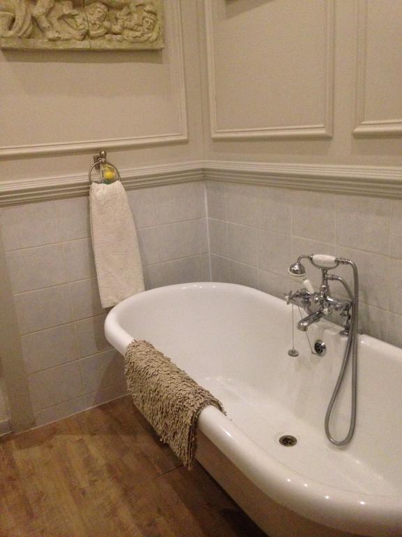 Victoria House B&B ครีฟ ห้อง รูปภาพ